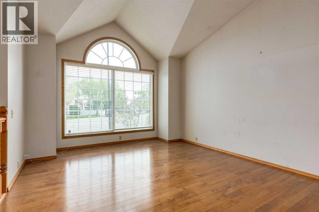 183 Edgevalley Circle NW - 3