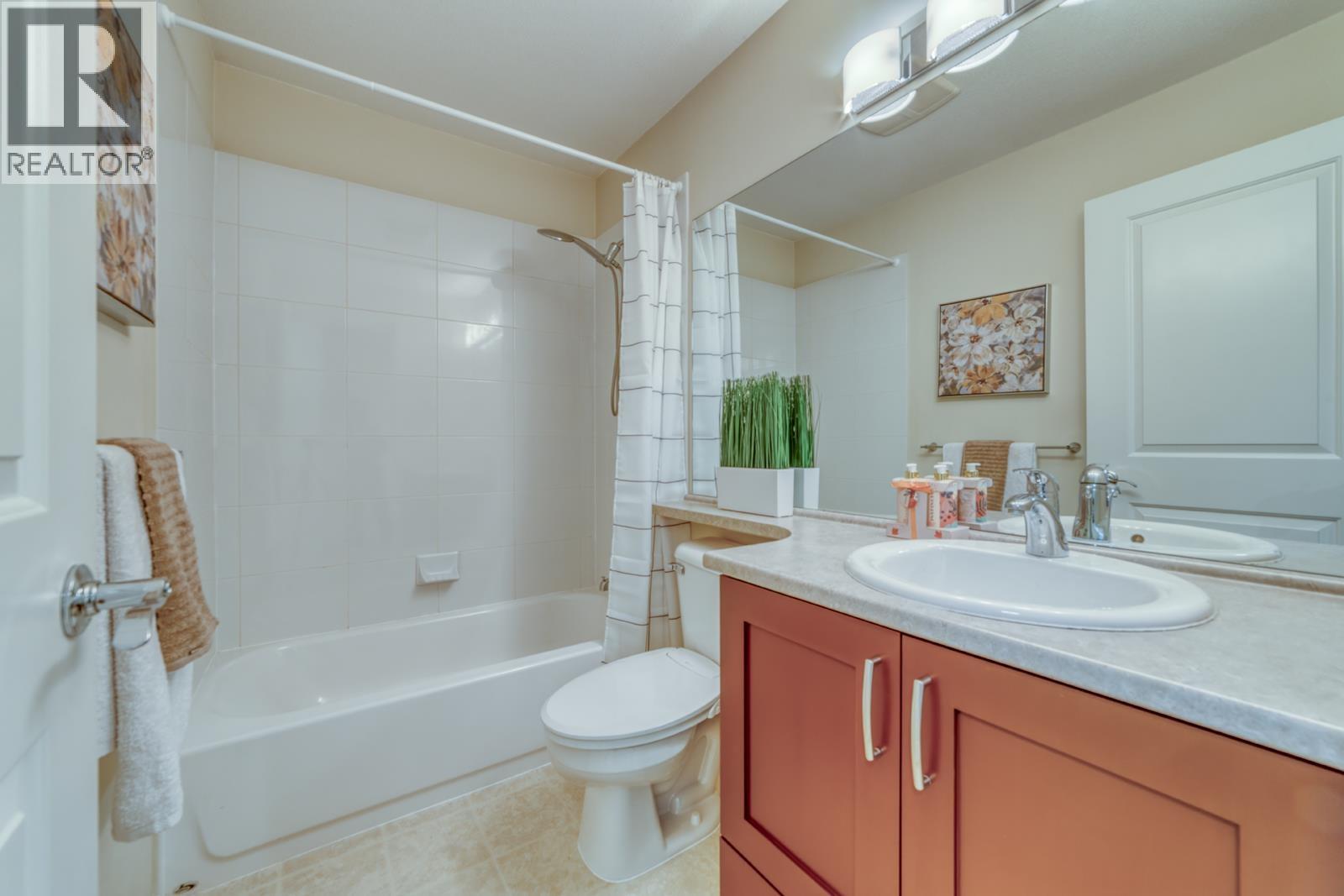 198 3105 DAYANEE SPRINGS BOULEVARD, Coquitlam