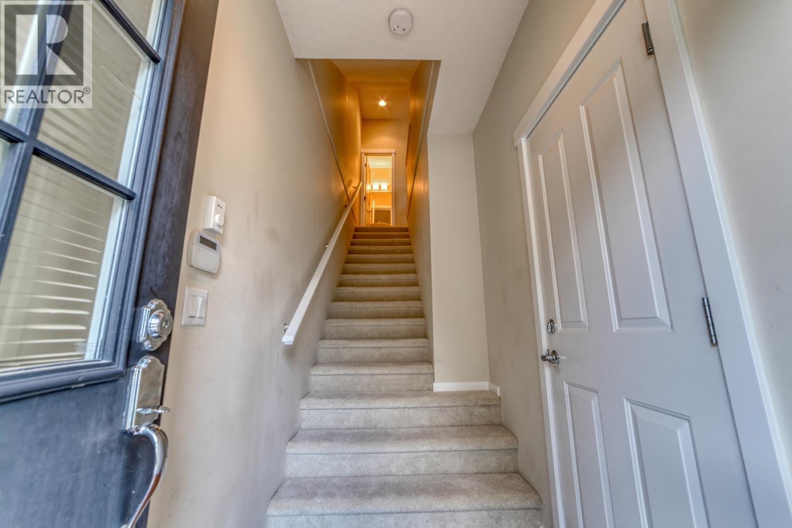 198 3105 DAYANEE SPRINGS BOULEVARD, Coquitlam