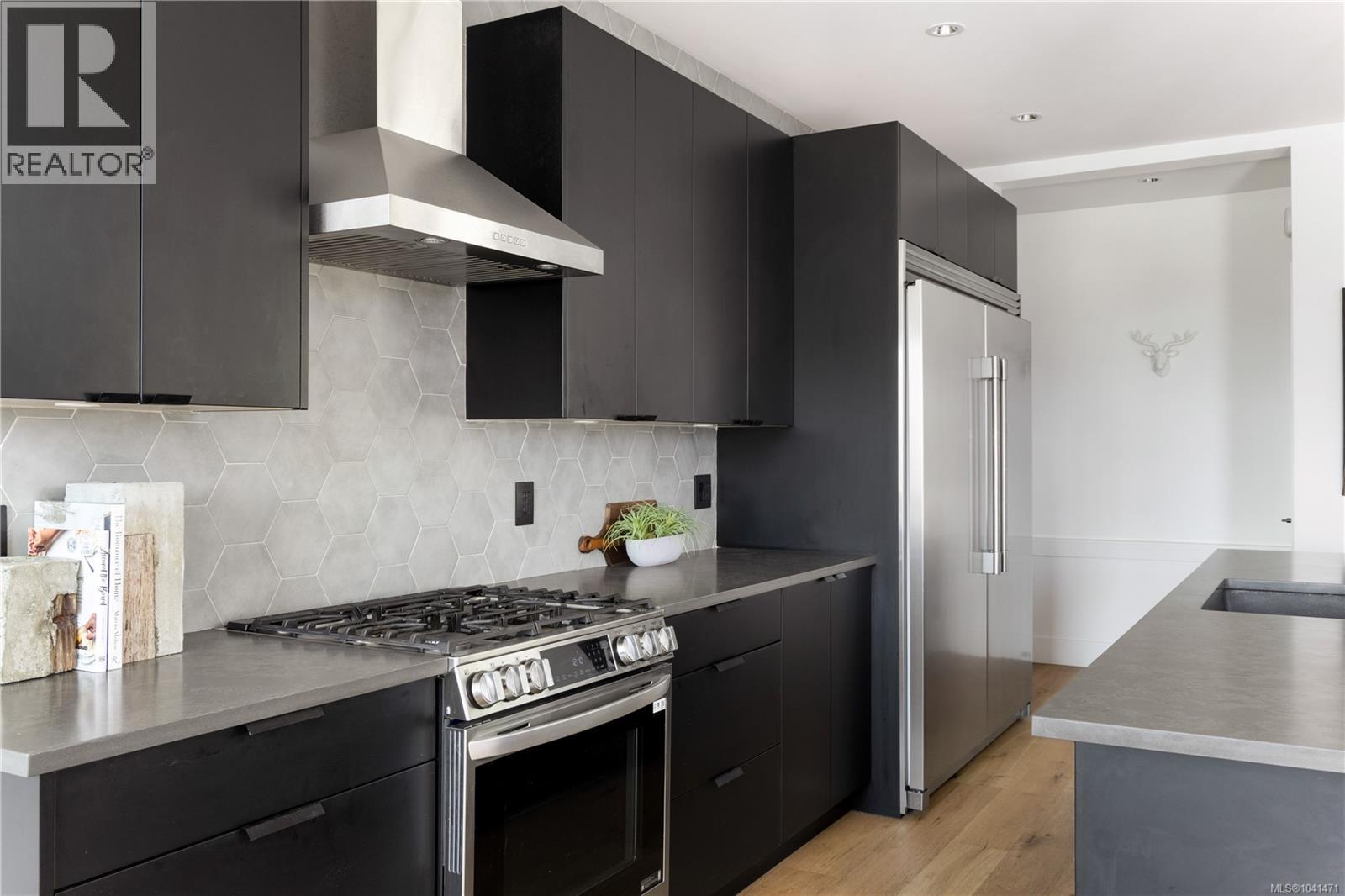 7012 Clarkson Pl - 12