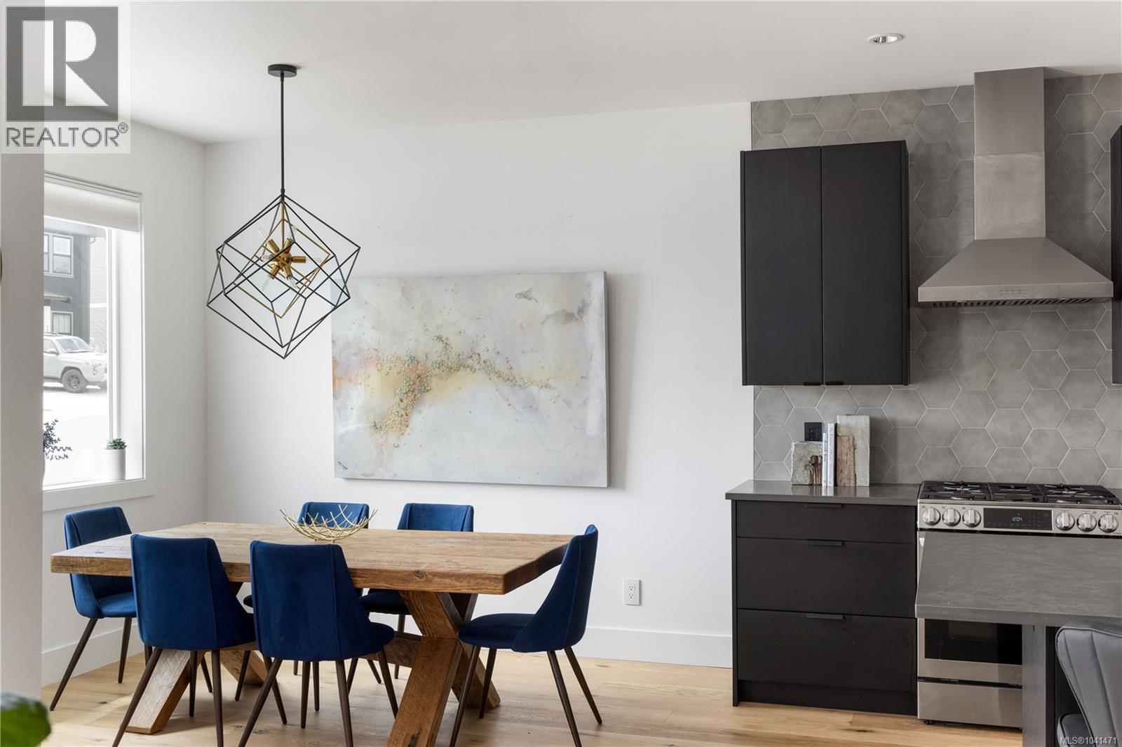 7012 Clarkson Pl - 7
