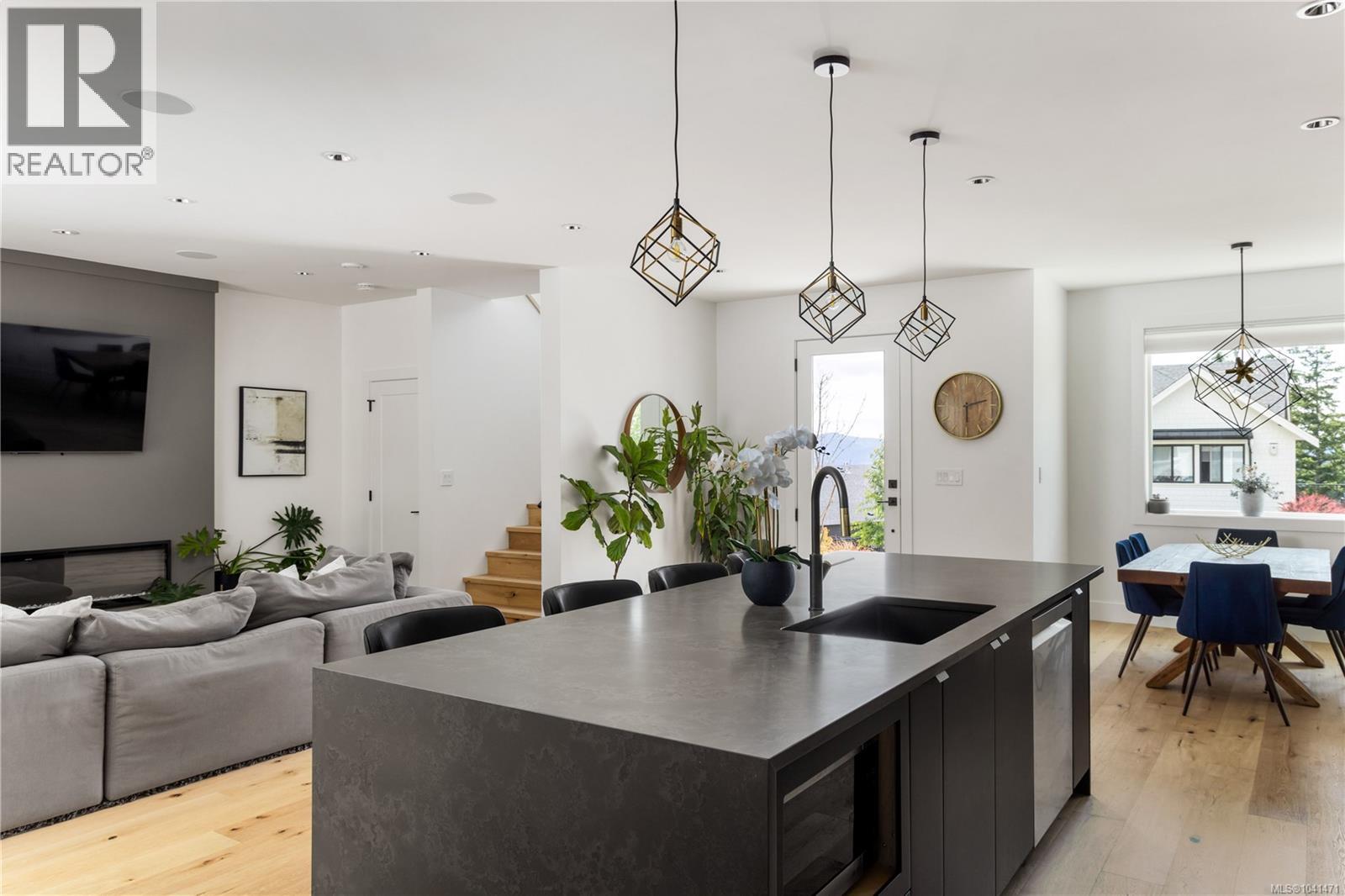 7012 Clarkson Pl - 14