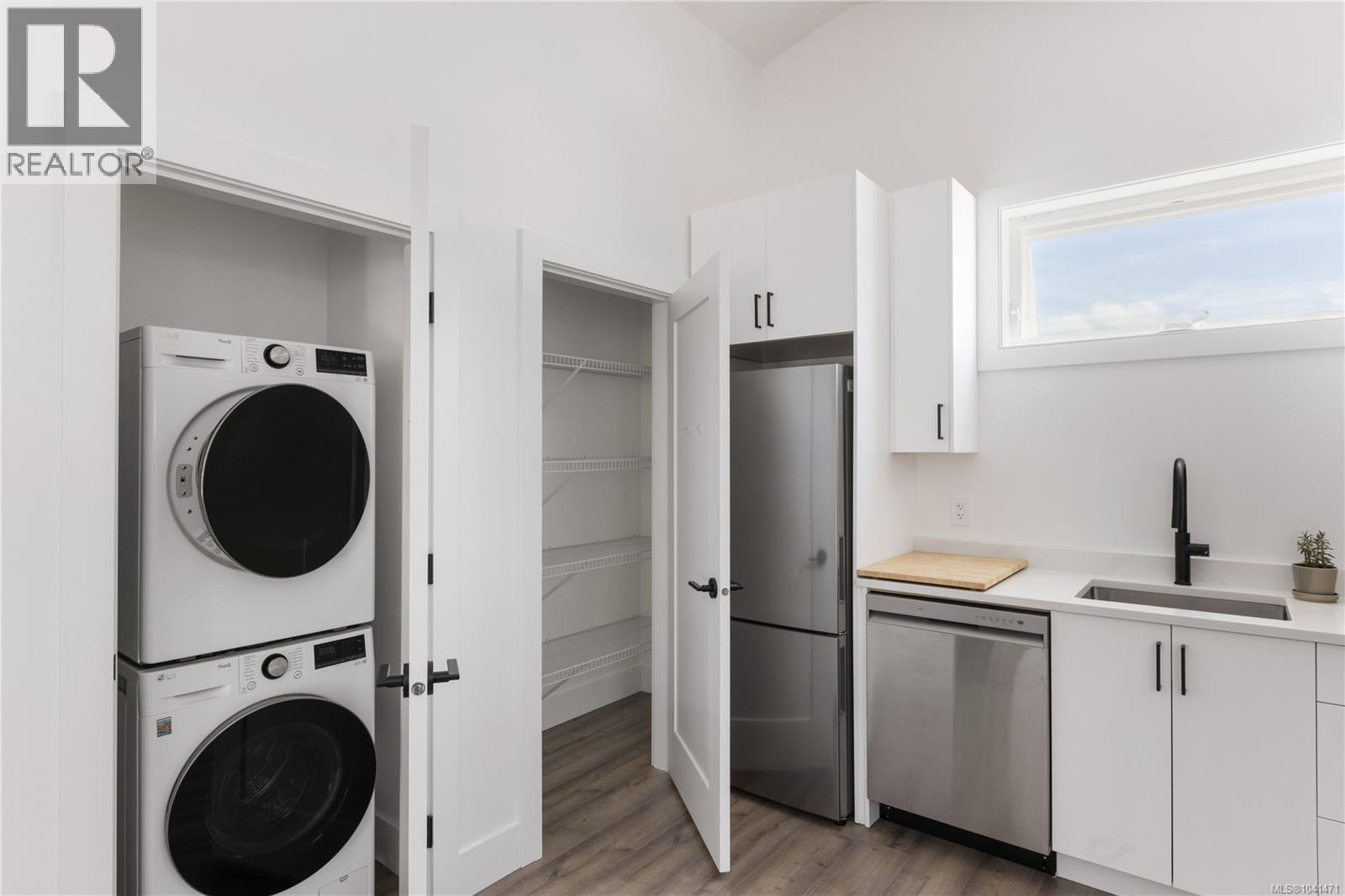 7012 Clarkson Pl - 39
