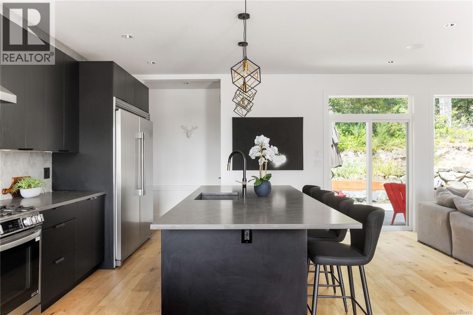 7012 Clarkson Pl - 11