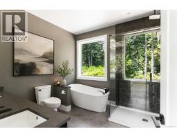 7012 Clarkson Pl, Sooke, BC V9Z1M4 Photo 27