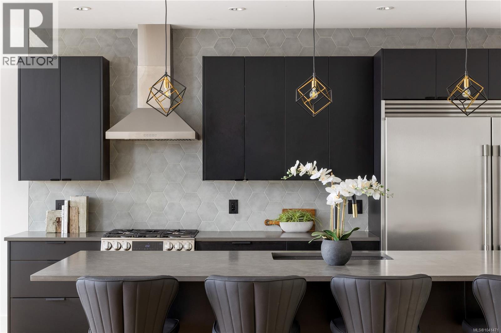 7012 Clarkson Pl - 5