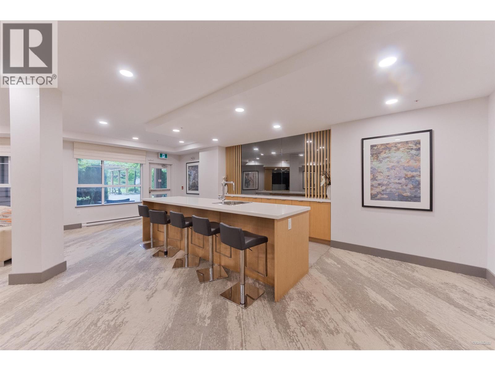 104 607 COTTONWOOD AVENUE, Coquitlam