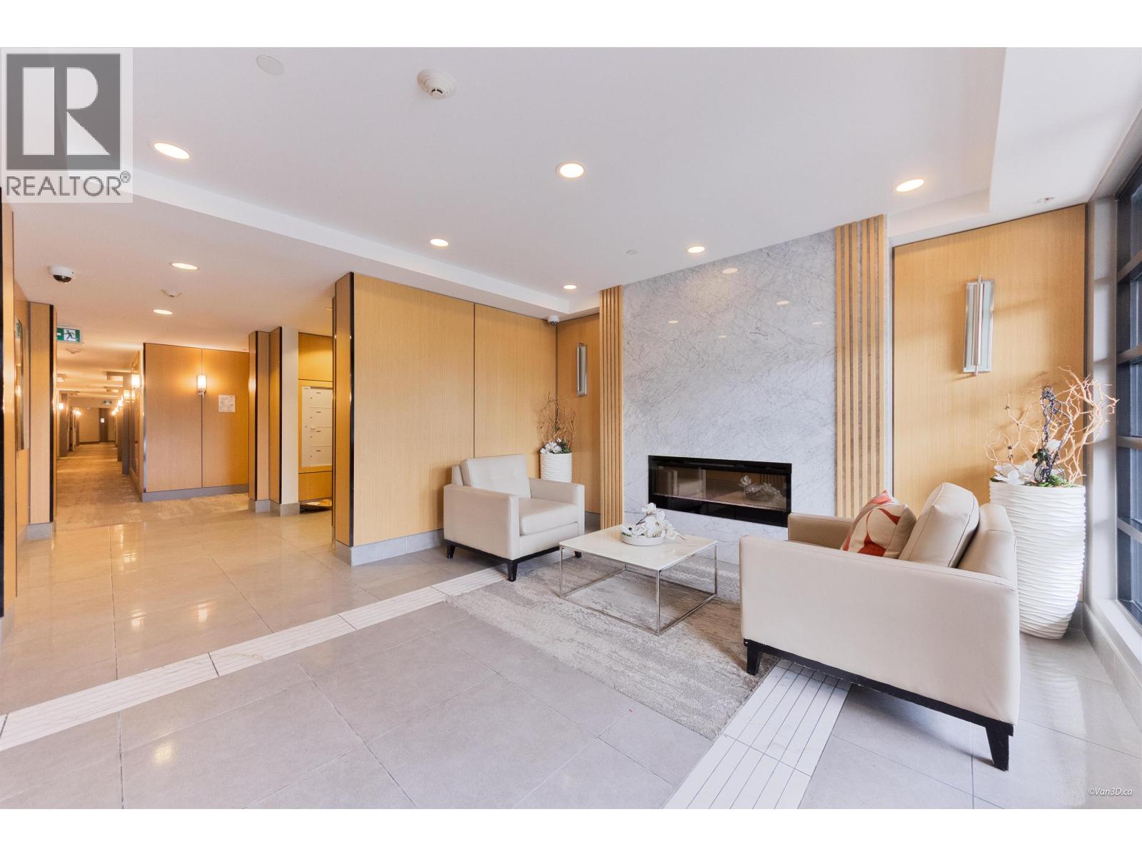 104 607 COTTONWOOD AVENUE, Coquitlam