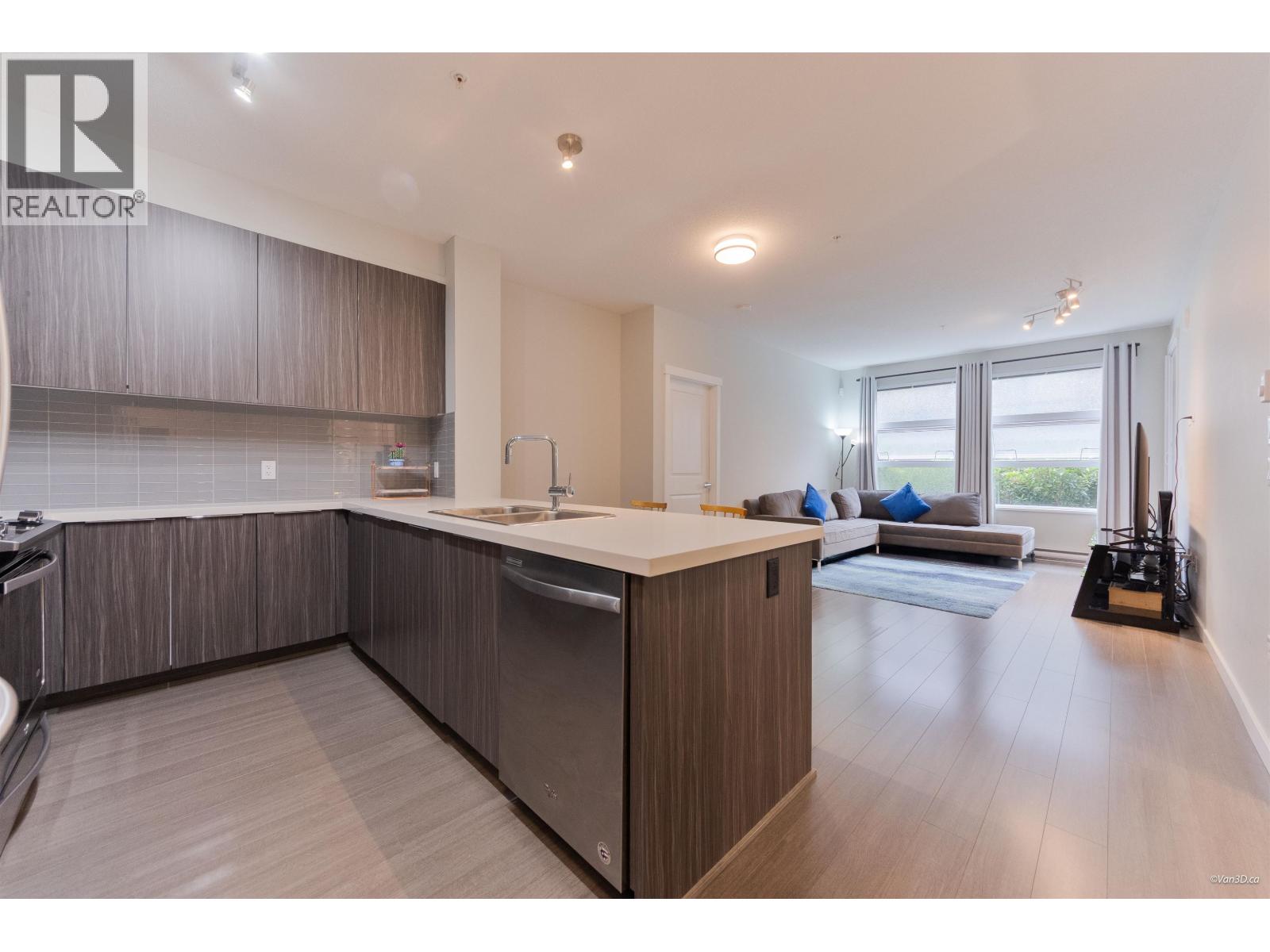 104 607 COTTONWOOD AVENUE, Coquitlam