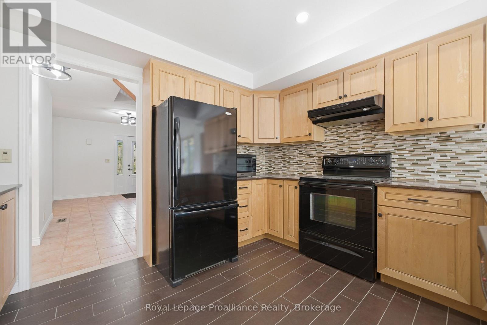 37 DUNGANNON DRIVE - 15
