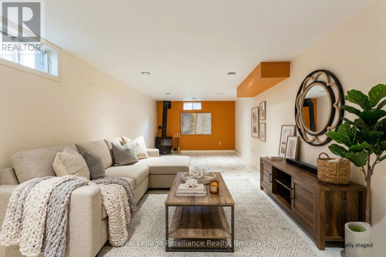 37 DUNGANNON DRIVE - 37