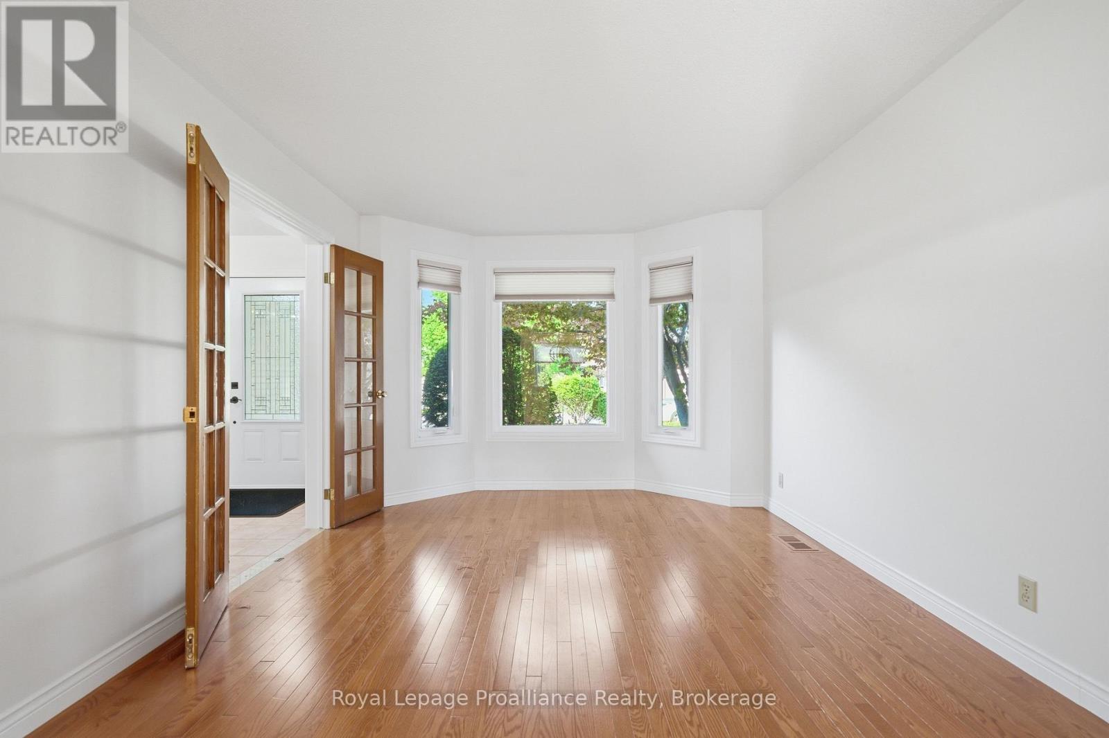 37 DUNGANNON DRIVE - 9