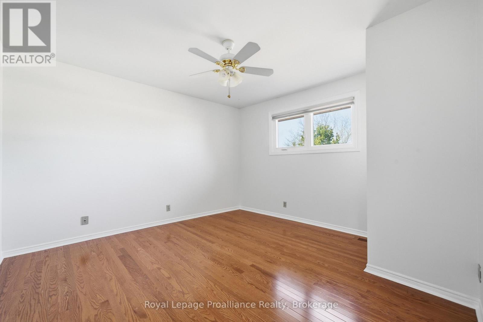 37 DUNGANNON DRIVE - 27