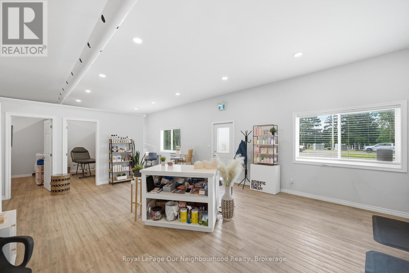 107 TORONTO ROAD - 24