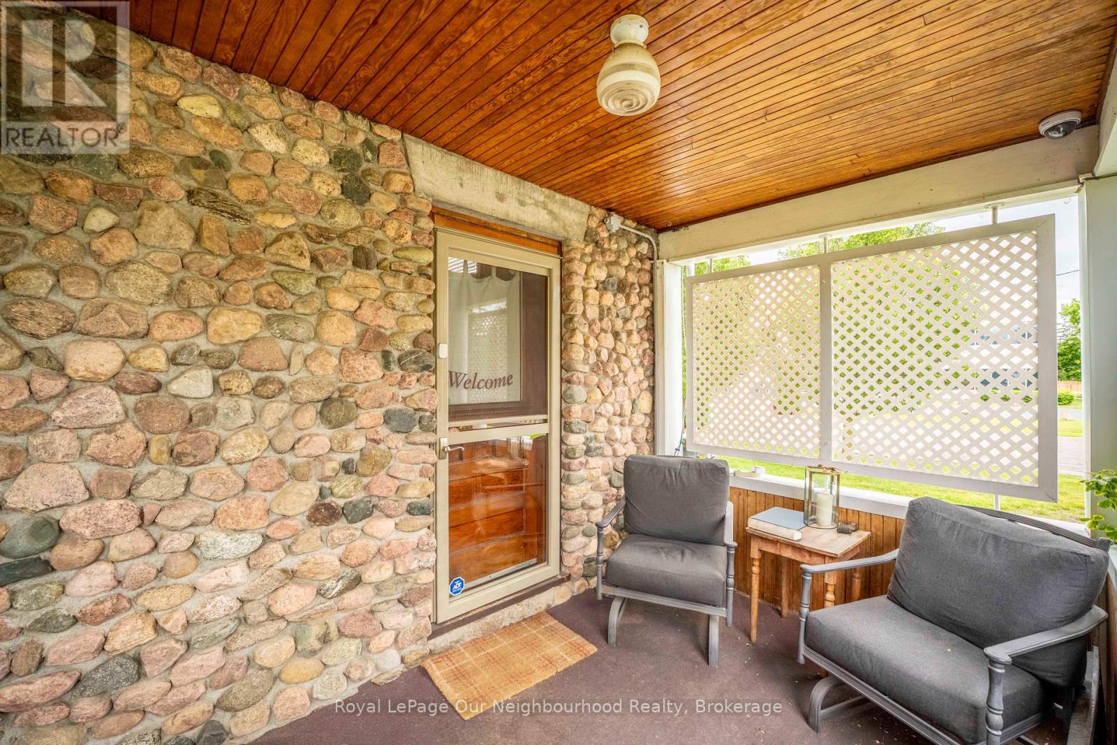 107 TORONTO ROAD - 4