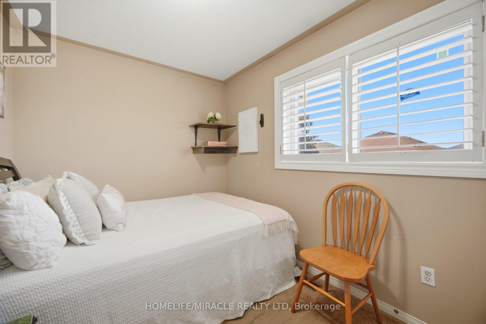 31 LARKSPUR ROAD - 30