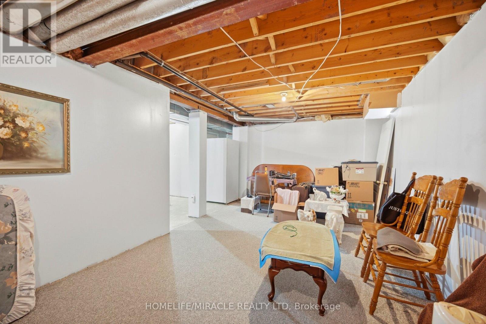 31 LARKSPUR ROAD - 39
