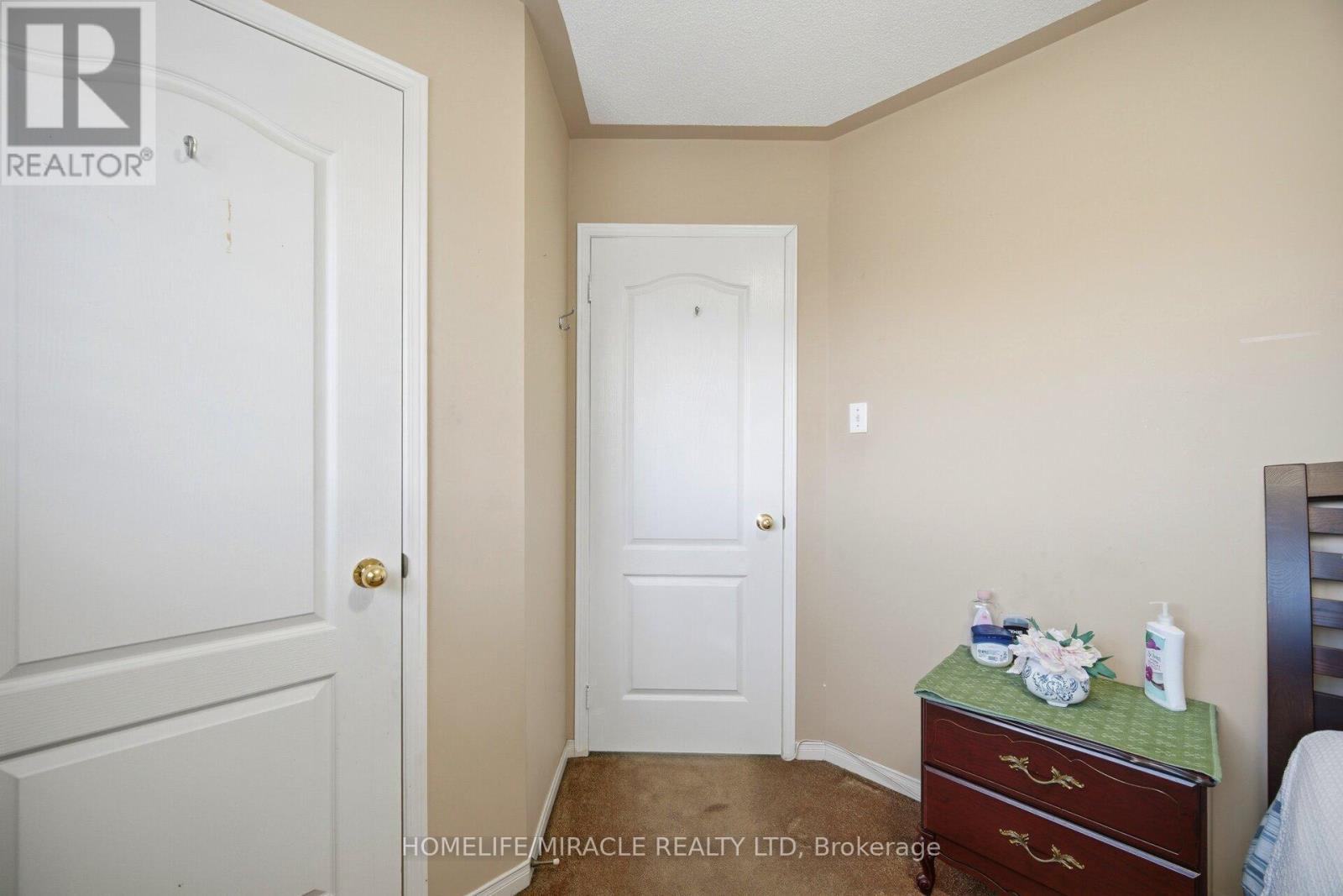 31 LARKSPUR ROAD - 31
