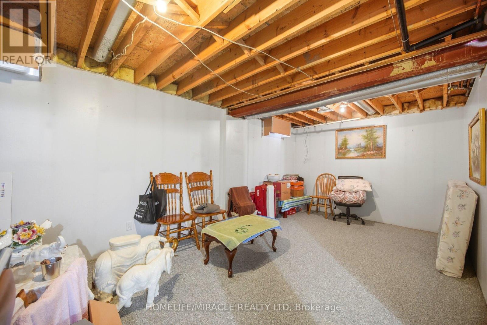 31 LARKSPUR ROAD - 37