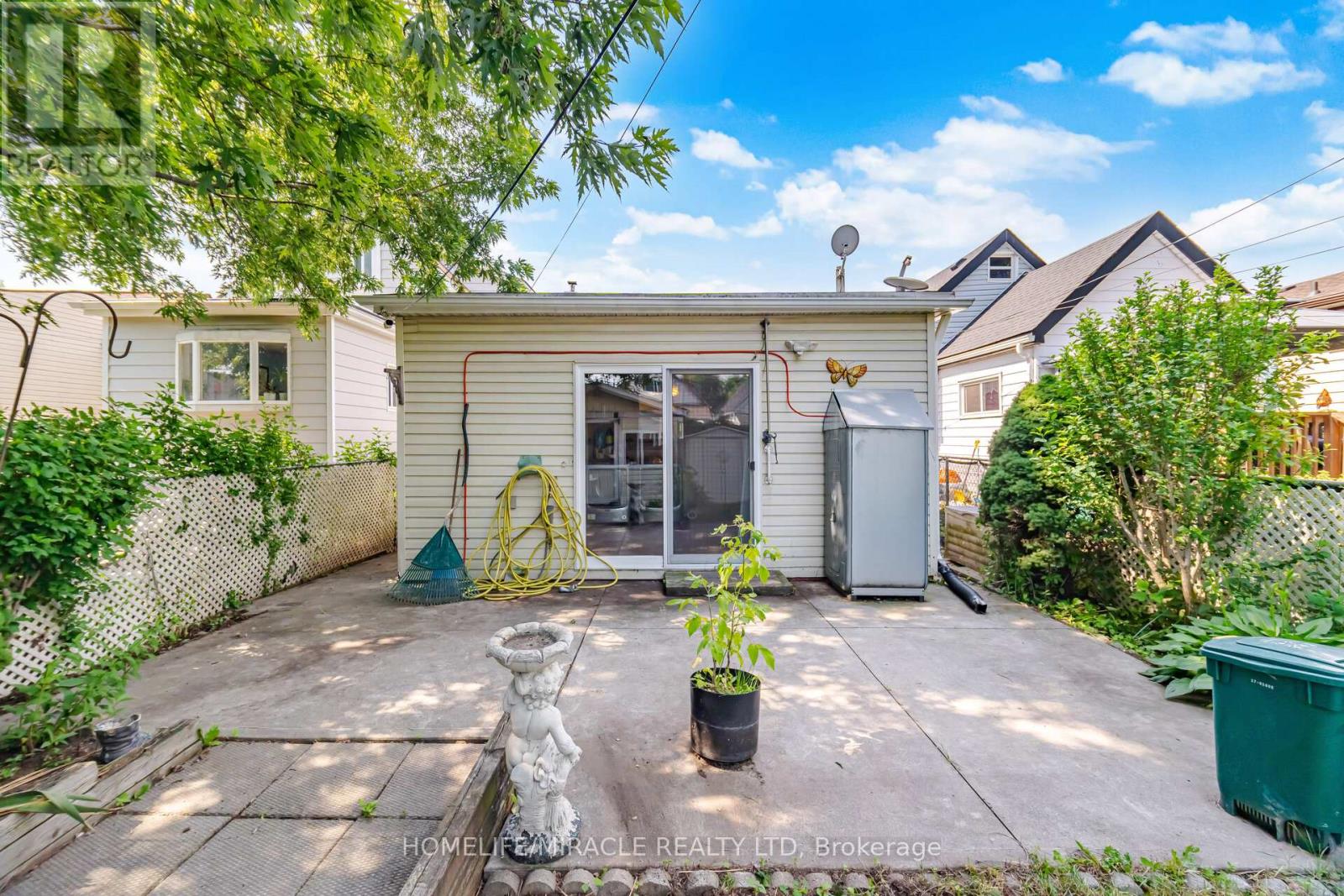 25 HOPE AVENUE - 34