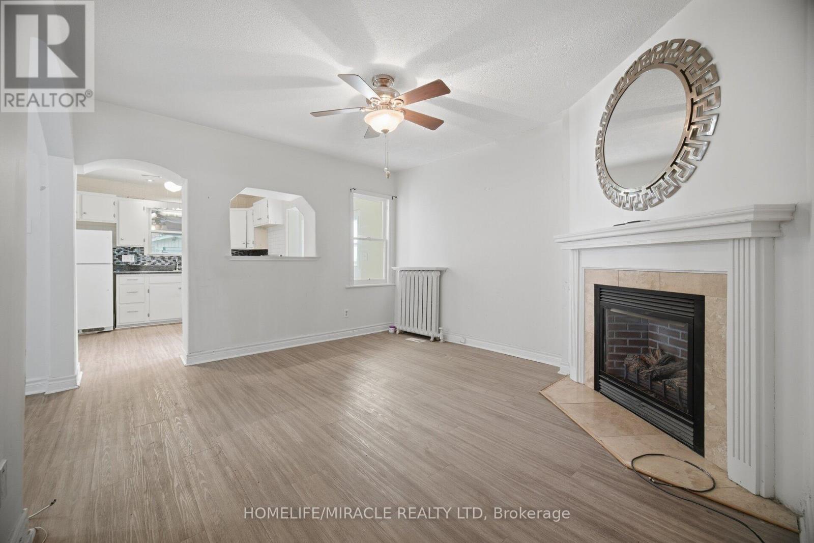 25 HOPE AVENUE - 8