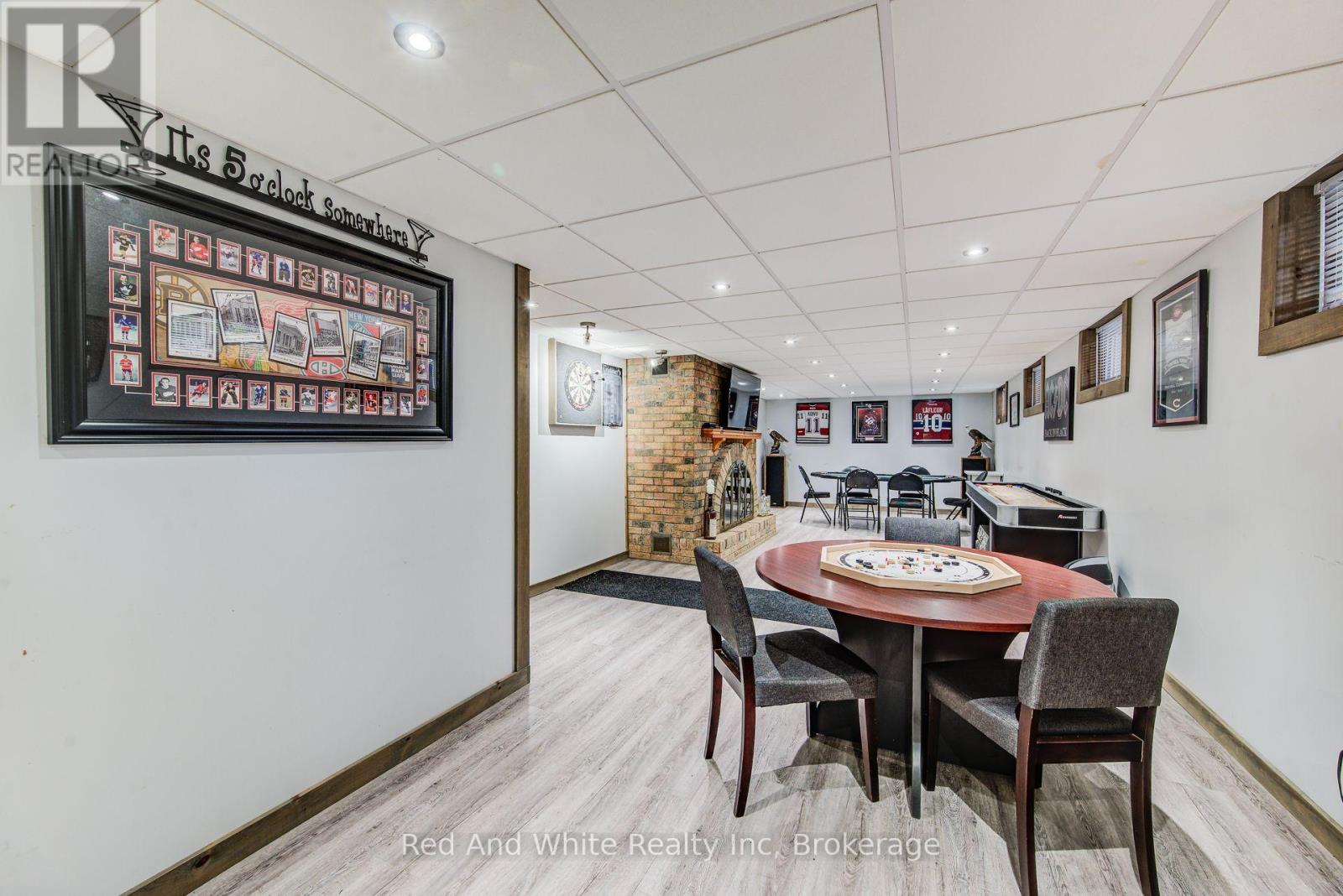 192 WARREN ROAD - 23