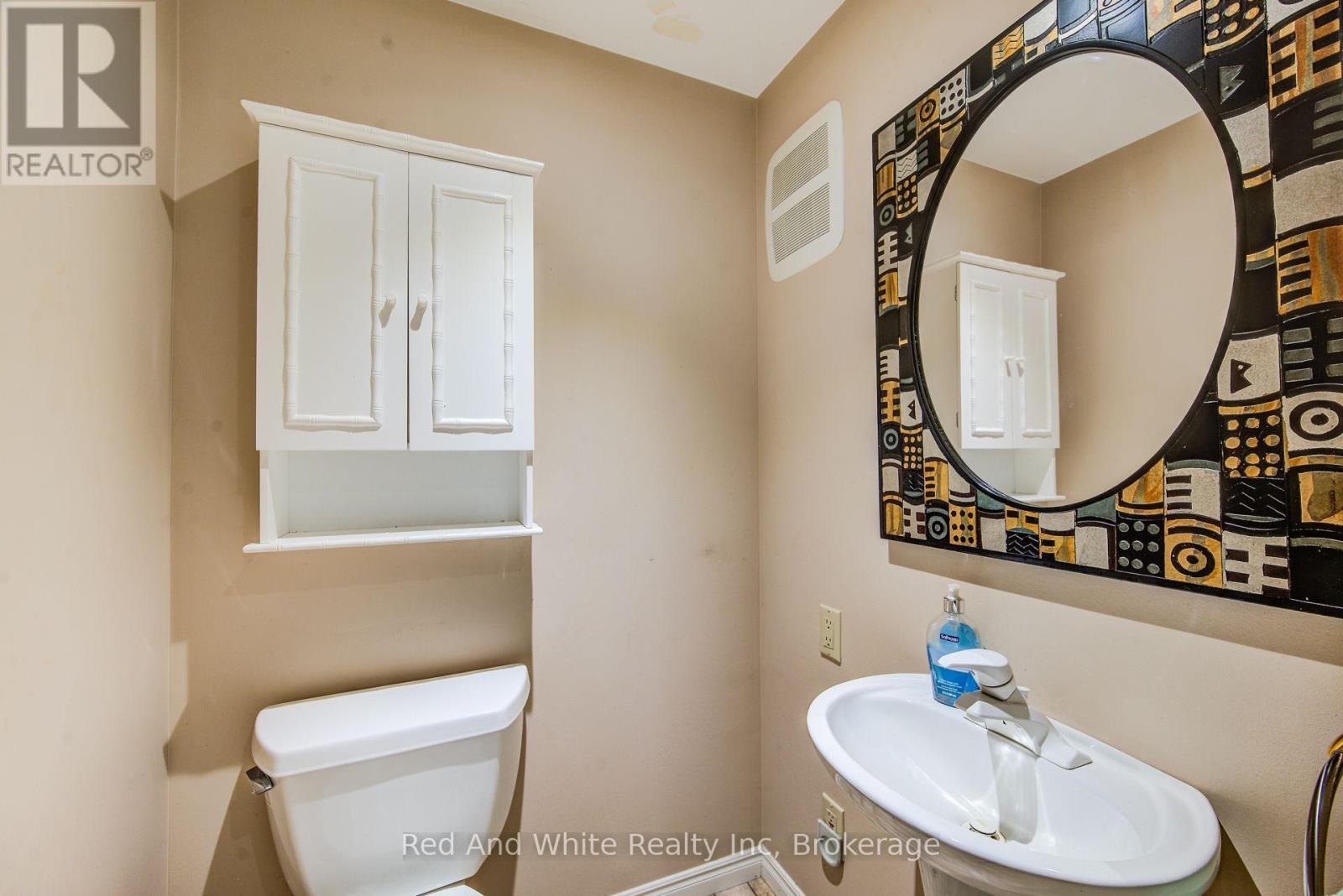 192 WARREN ROAD - 30