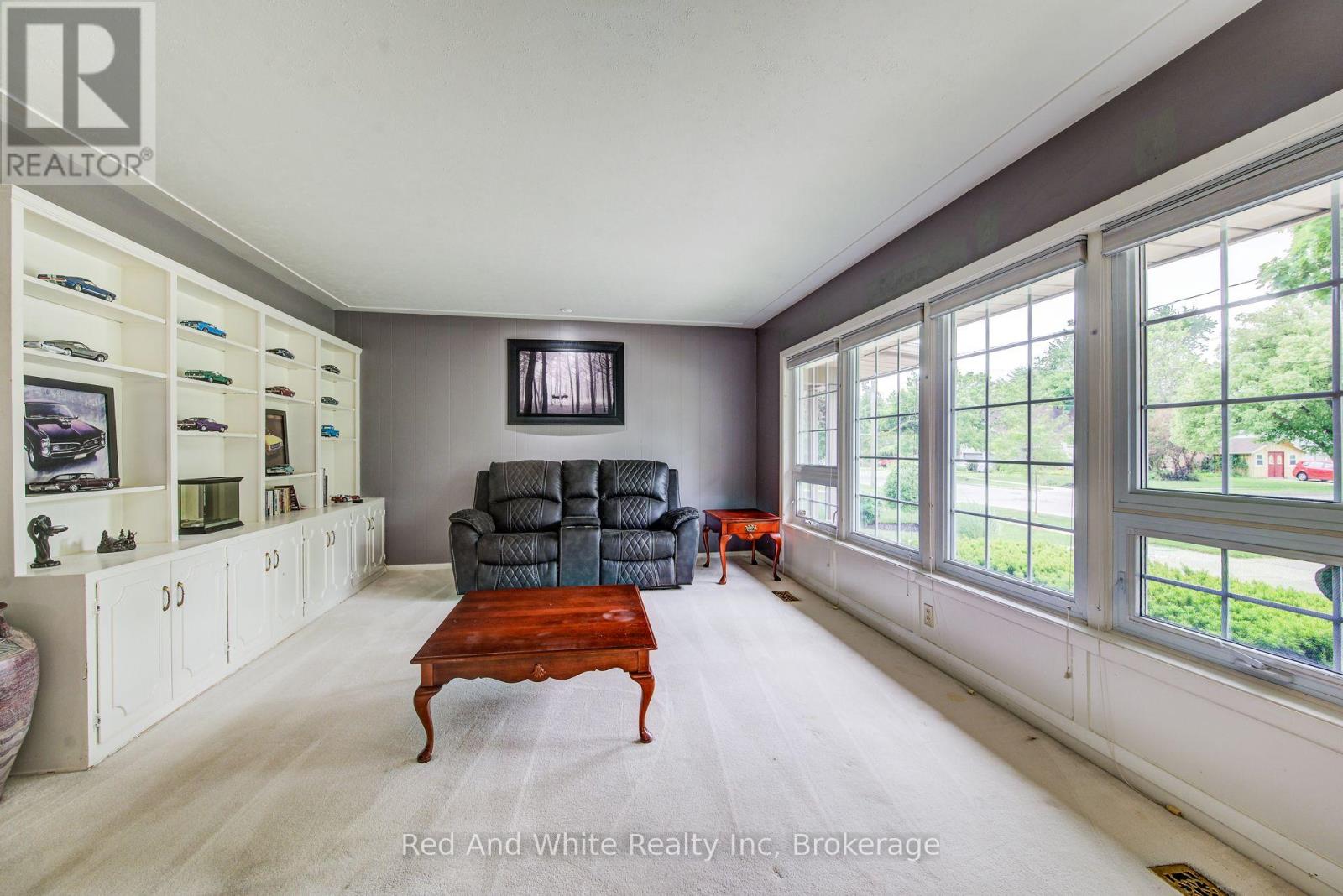 192 WARREN ROAD - 5