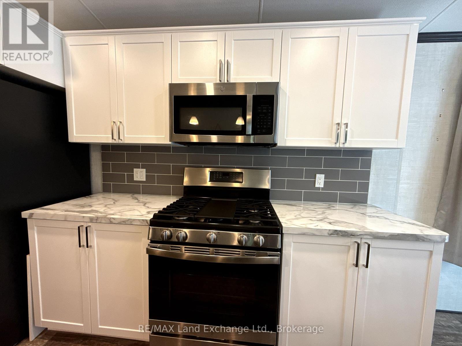#A51 13 SOUTHLINE AVENUE - Image 4