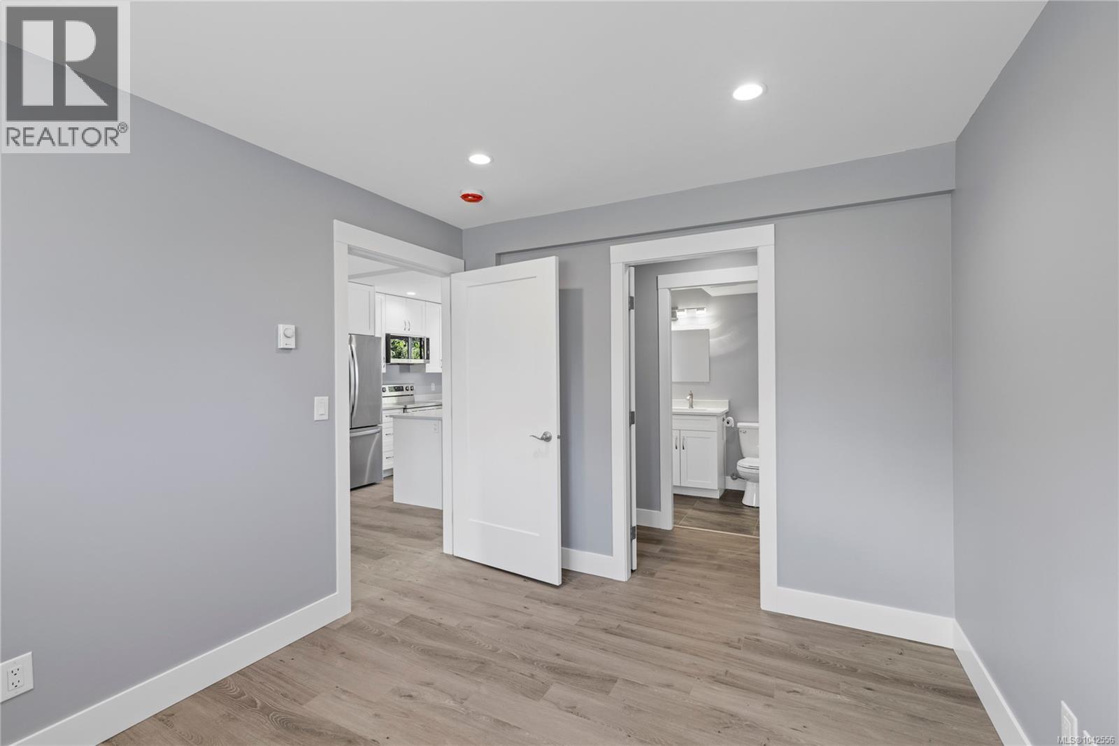 580 Ninth St - 38
