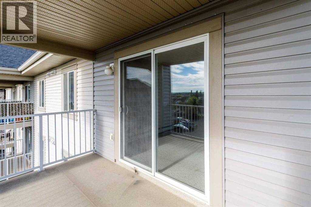 #404 60 Lawford Avenue - 22