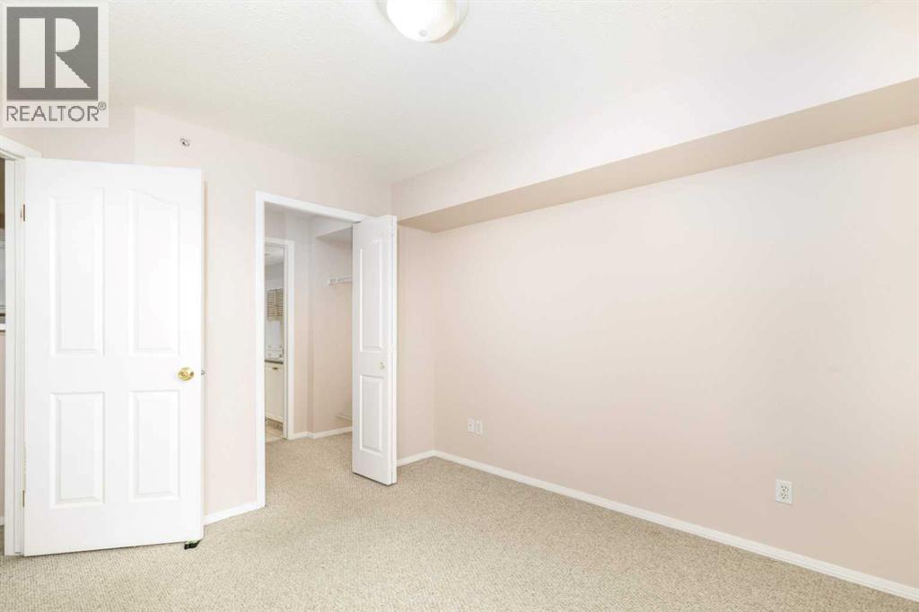 #404 60 Lawford Avenue - 13