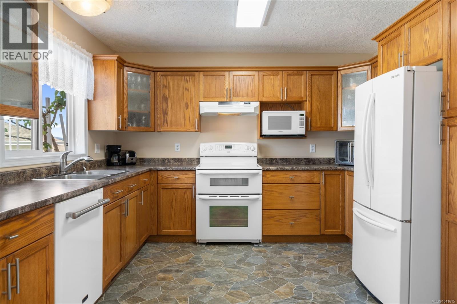 38 Eagle Lane, View Royal