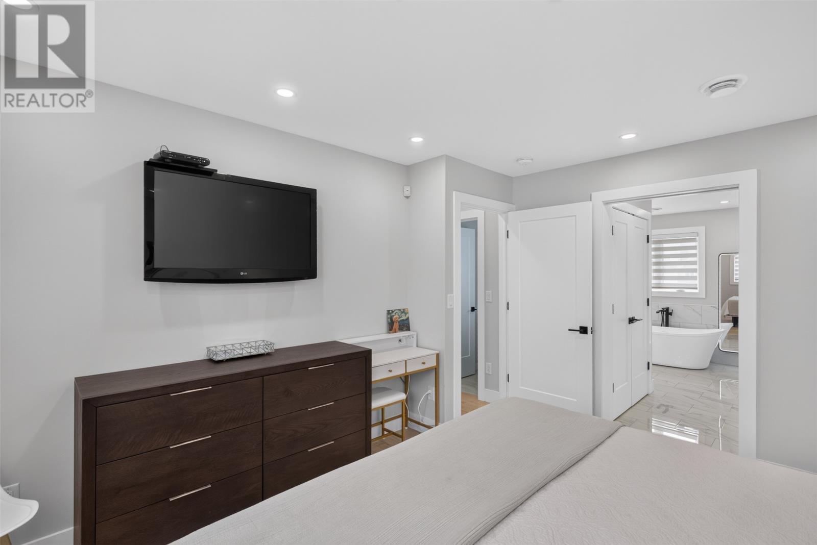 15 Bavidge Street - 19