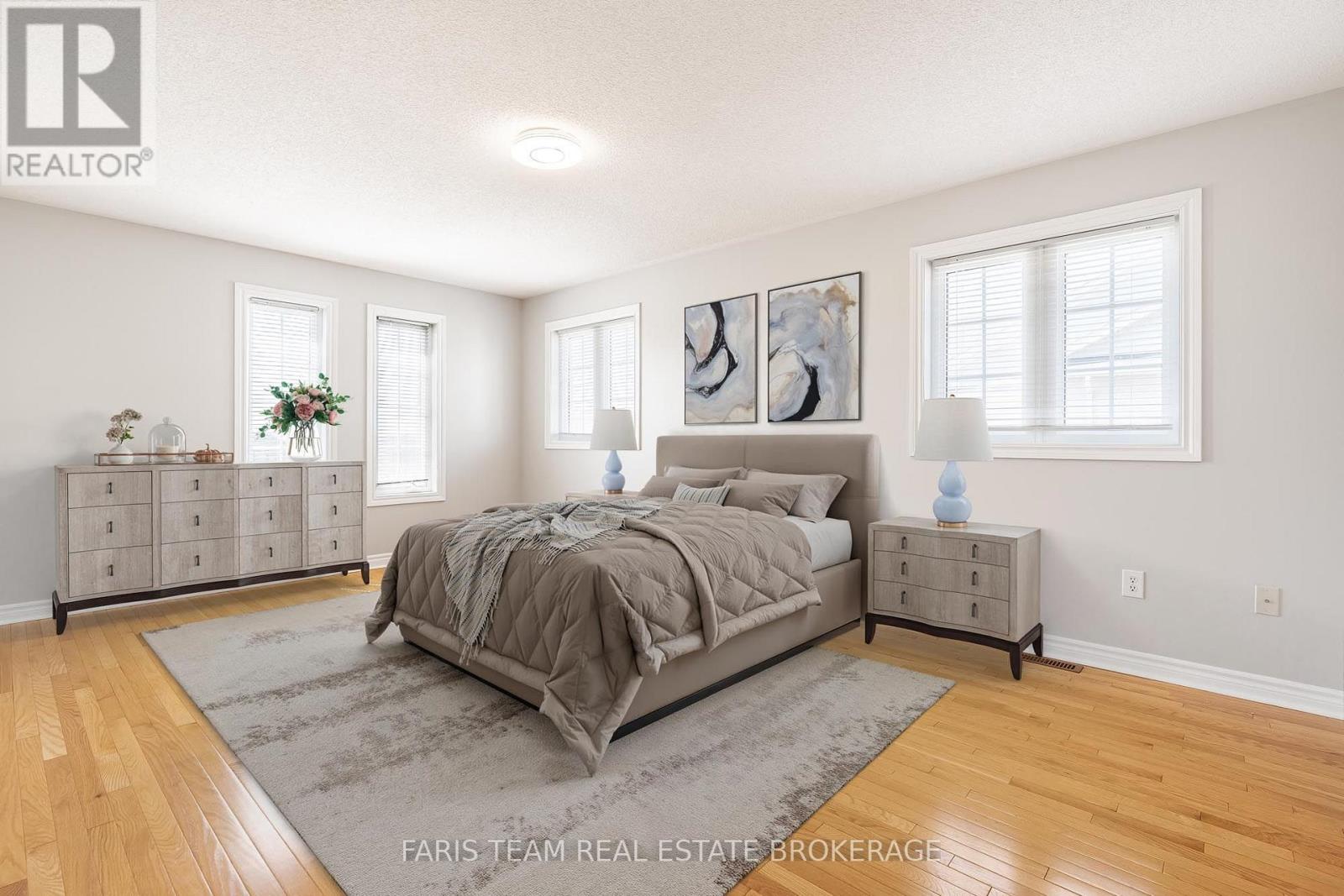 135 PRINCE WILLIAM WAY - 25