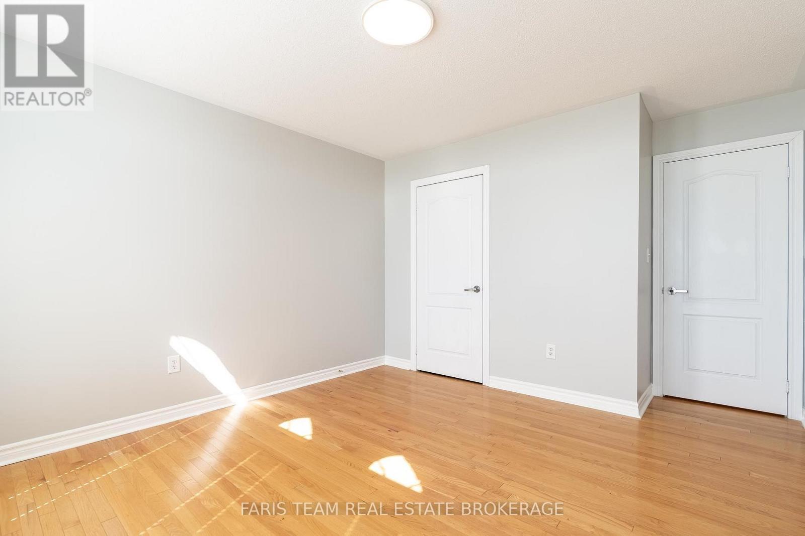 135 PRINCE WILLIAM WAY - 35