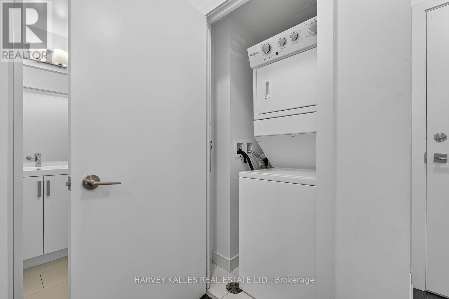 #214 1603 EGLINTON AVENUE W - Image 20