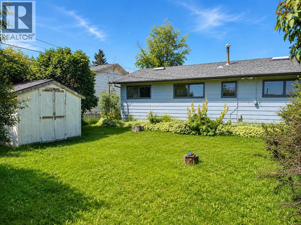 5035 48 Street — photo 37