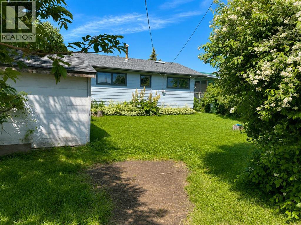 5035 48 Street — photo 38