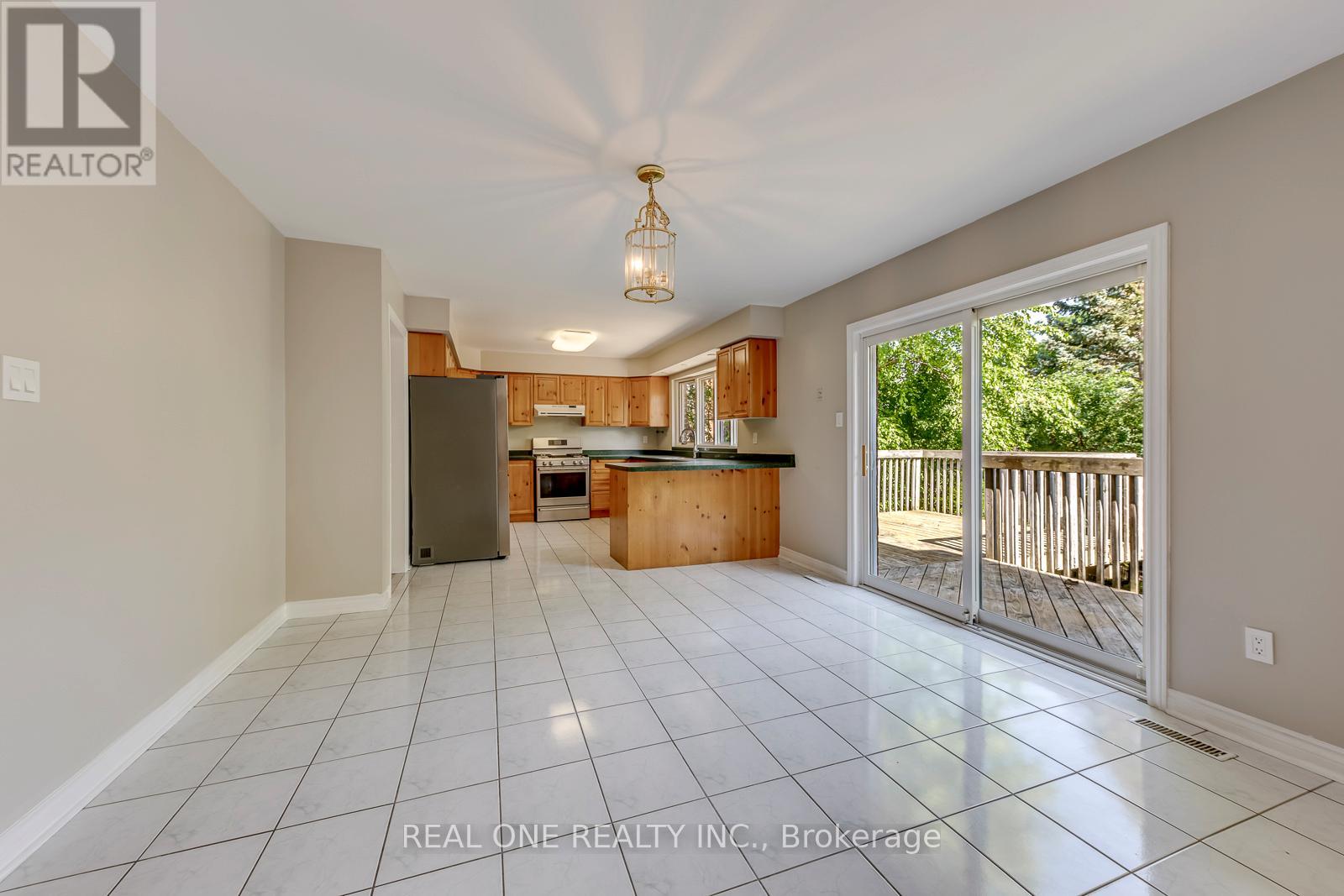 1443 BAYSHIRE DRIVE - 13