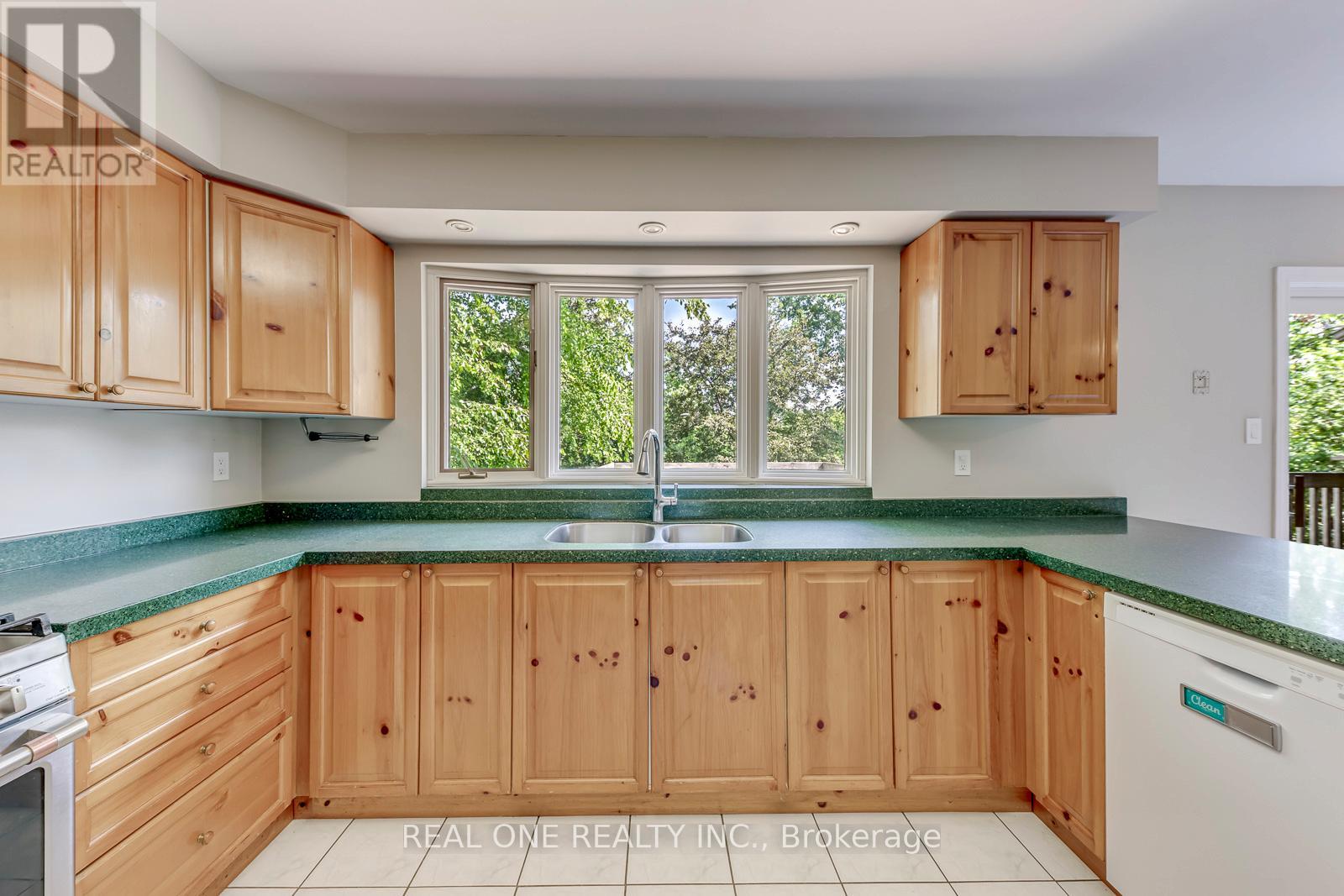 1443 BAYSHIRE DRIVE - 15
