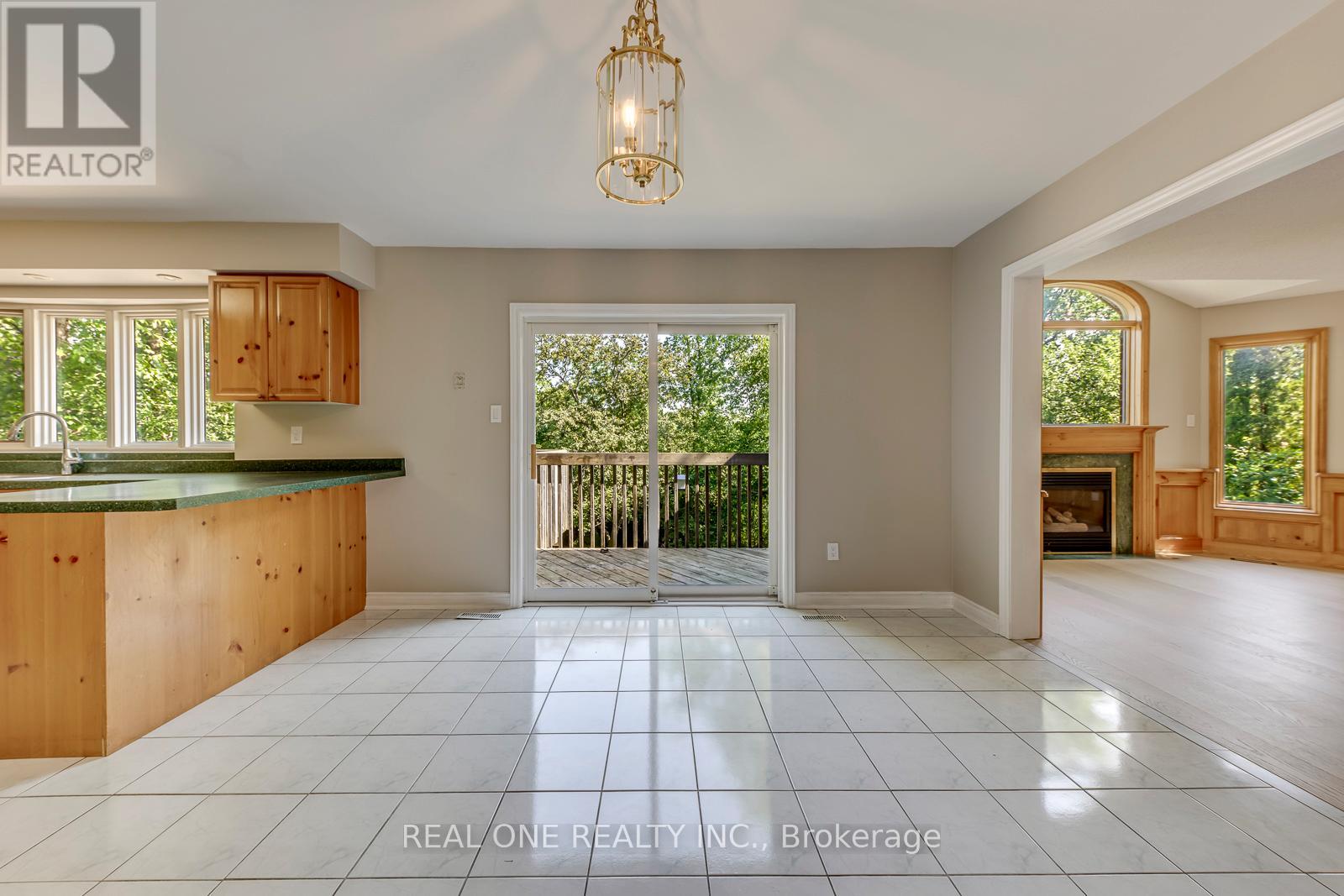 1443 BAYSHIRE DRIVE - 16