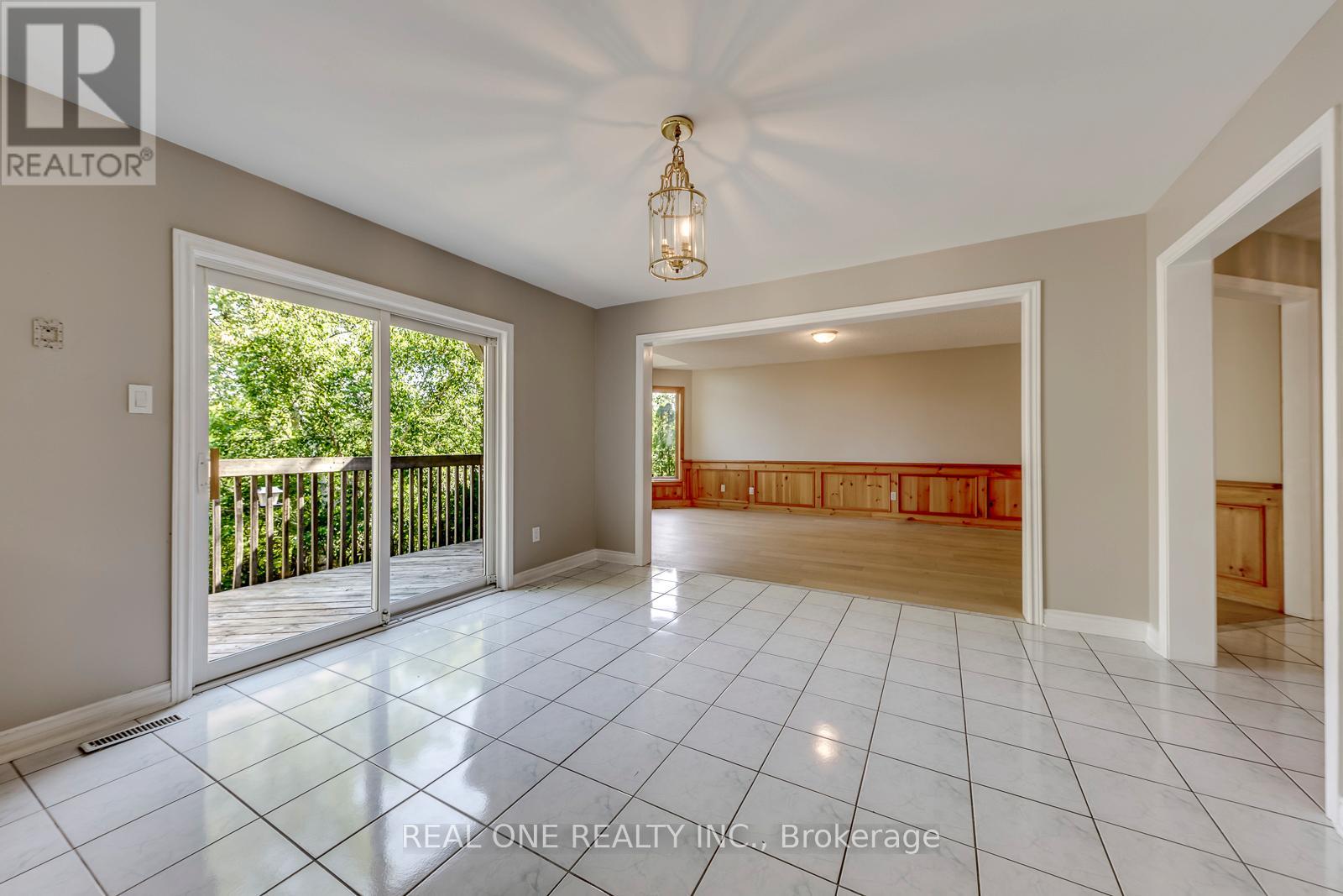1443 BAYSHIRE DRIVE - 17