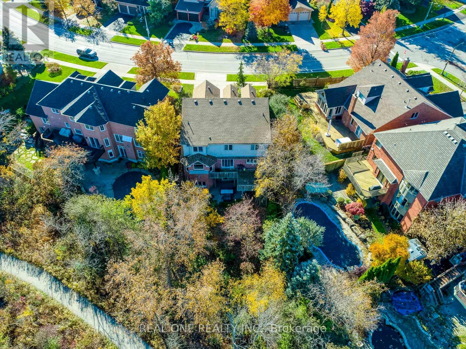 1443 BAYSHIRE DRIVE - 40