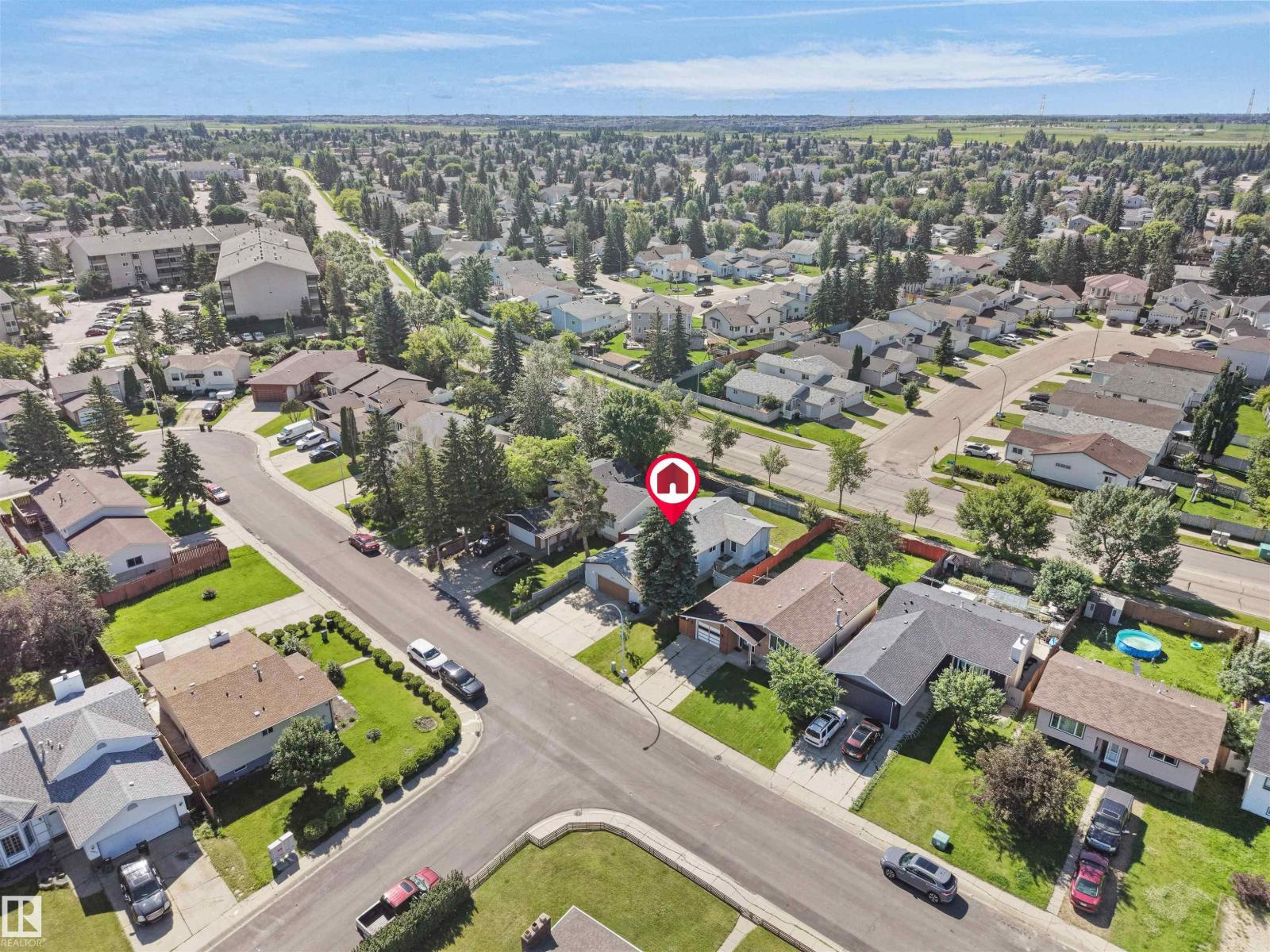 4827 17 AV NW - 3