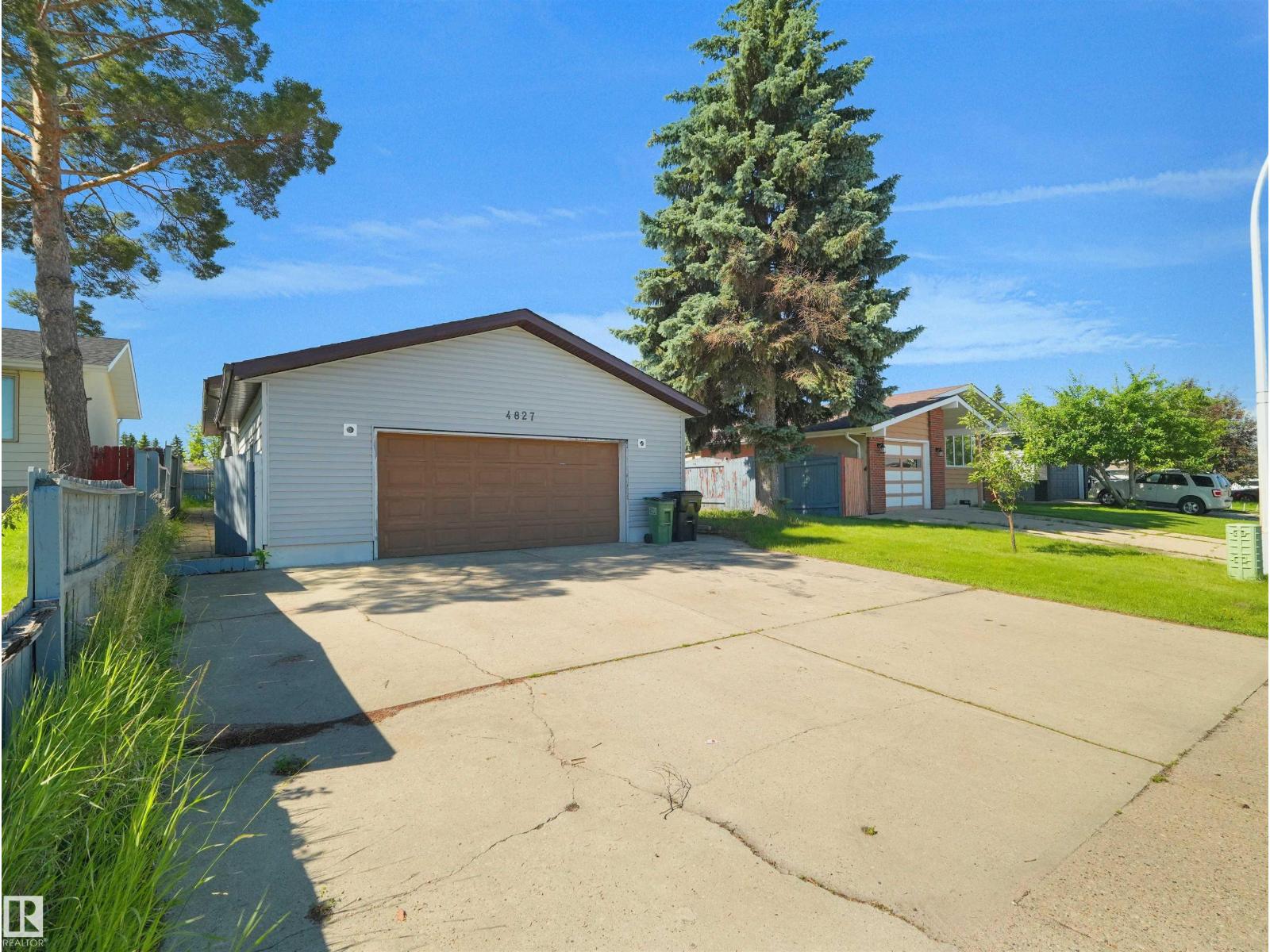 4827 17 AV NW - 9