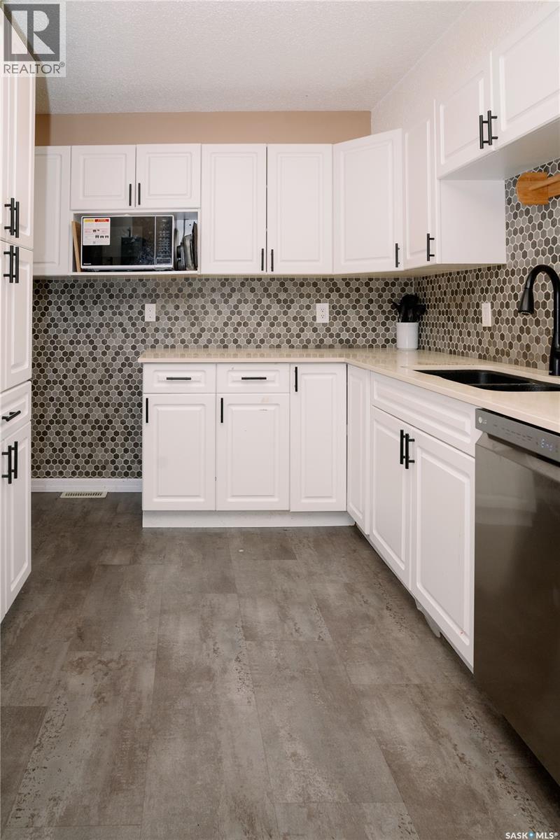 #416 510 Prairie AVENUE - 4