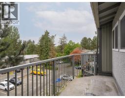 518 Carnation Pl, Saanich, BC V8Z6G6 Photo 27