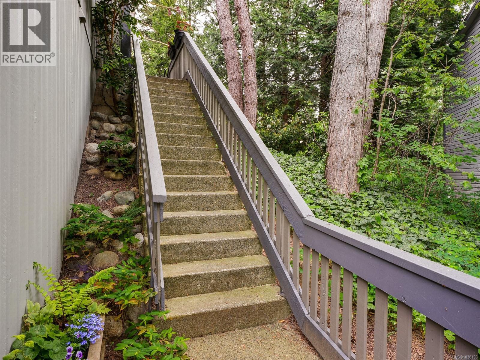 518 Carnation Pl - 28