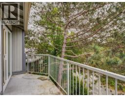 518 Carnation Pl, Saanich, BC V8Z6G6 Photo 26